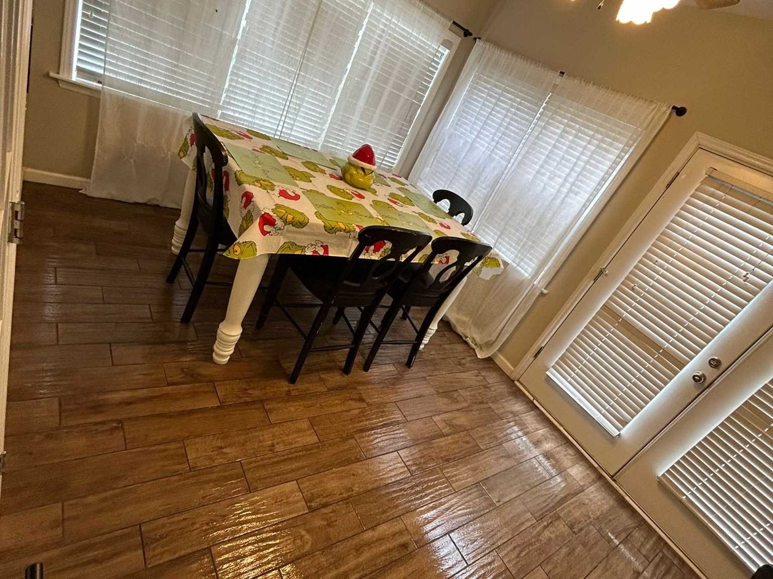 Amezquita Cleaning Llc