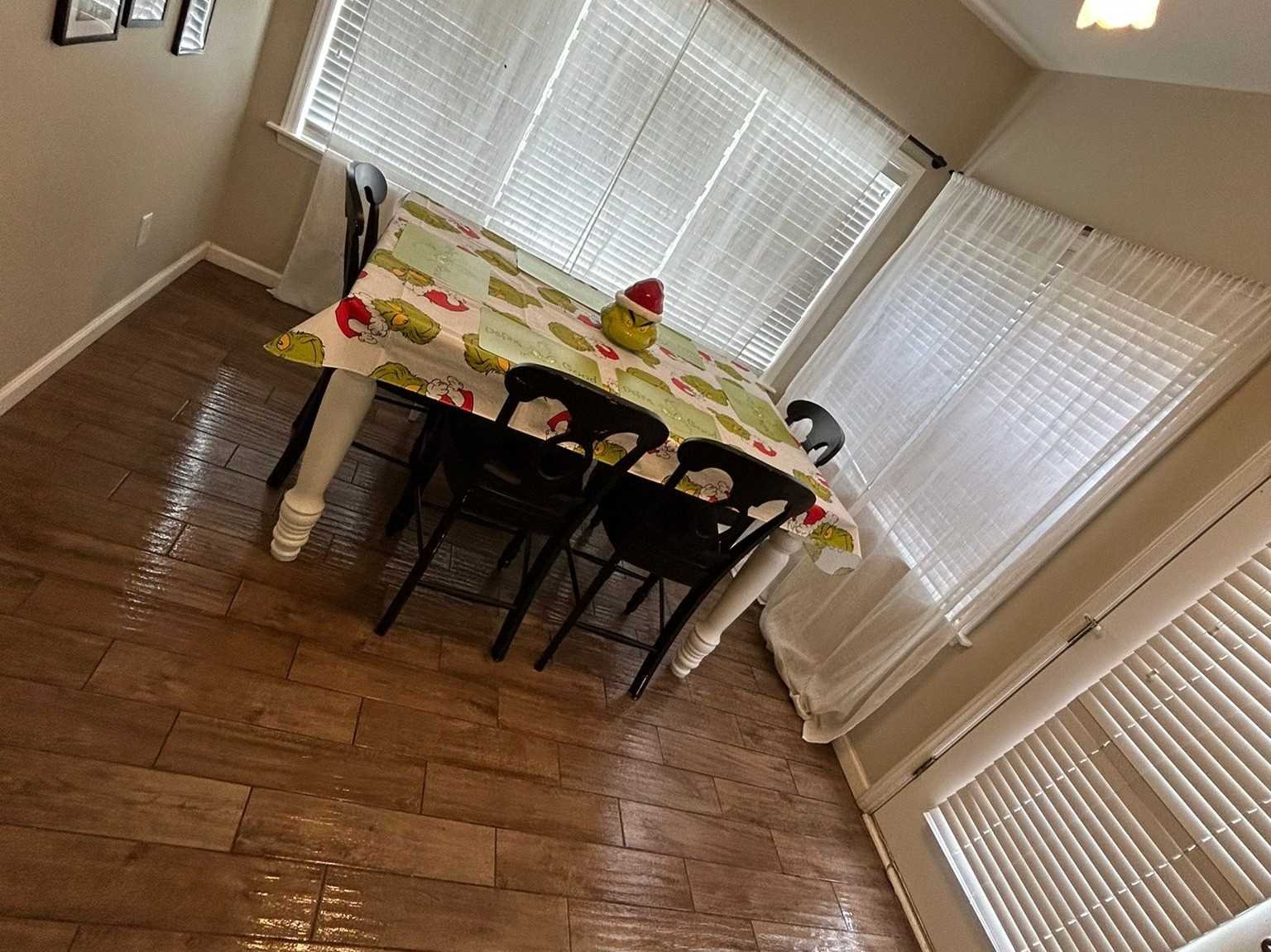 Amezquita Cleaning Llc