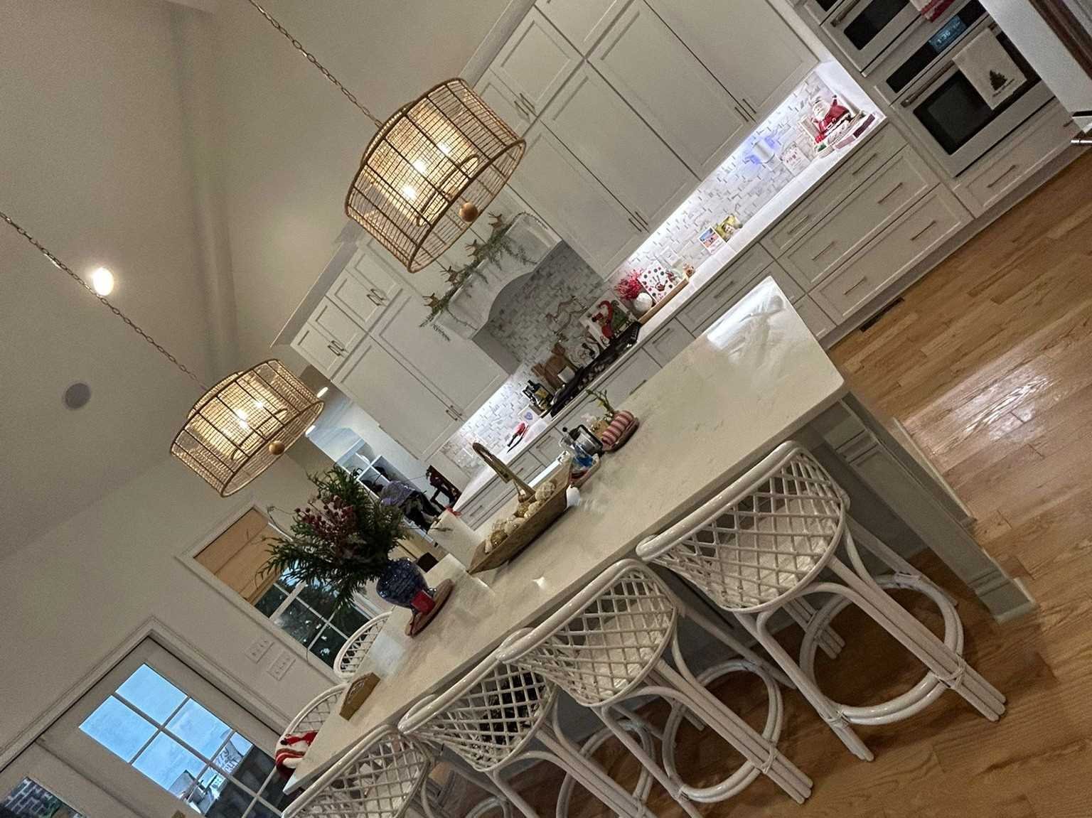 Amezquita Cleaning Llc