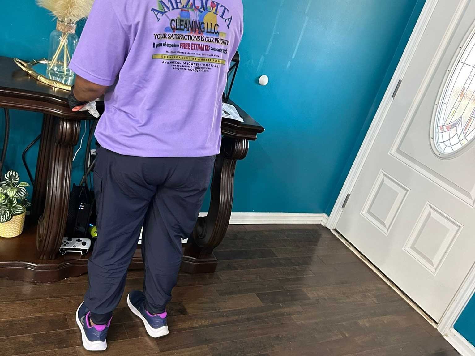 Amezquita Cleaning Llc