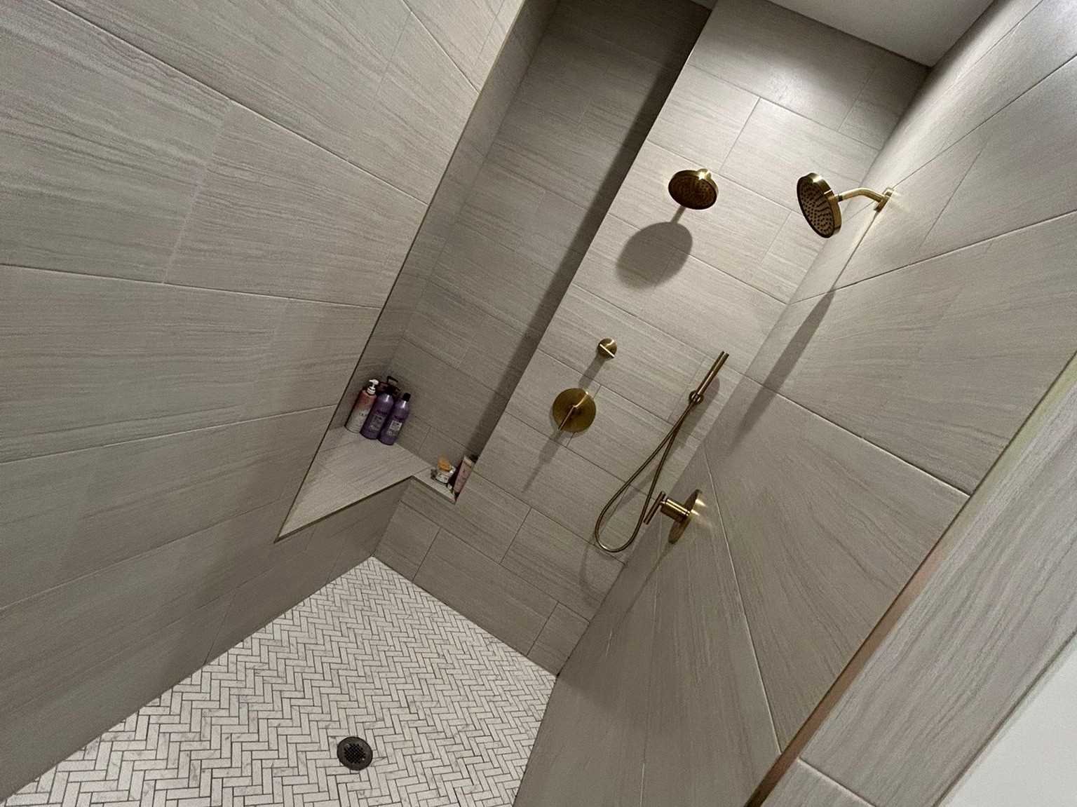 Amezquita Cleaning Llc