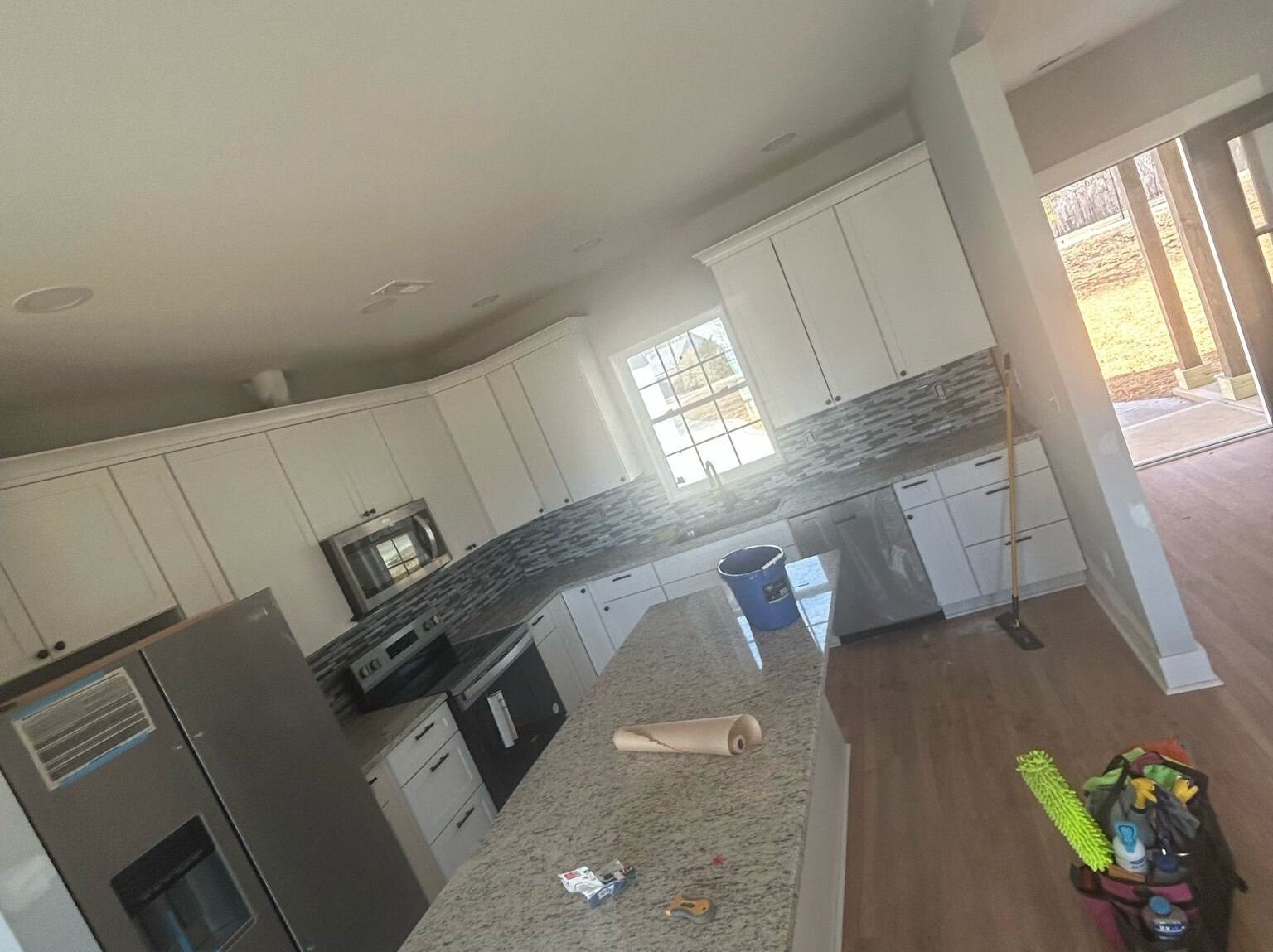 Amezquita Cleaning Llc