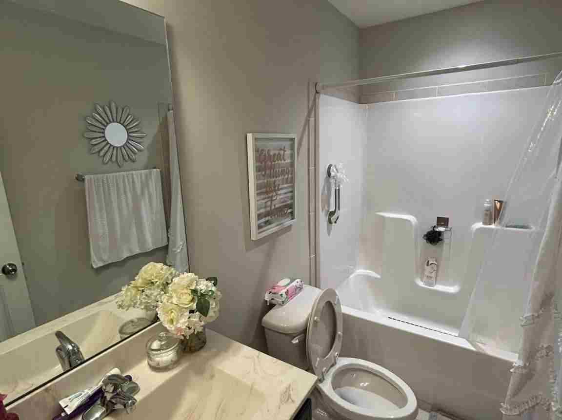 Amezquita Cleaning Llc