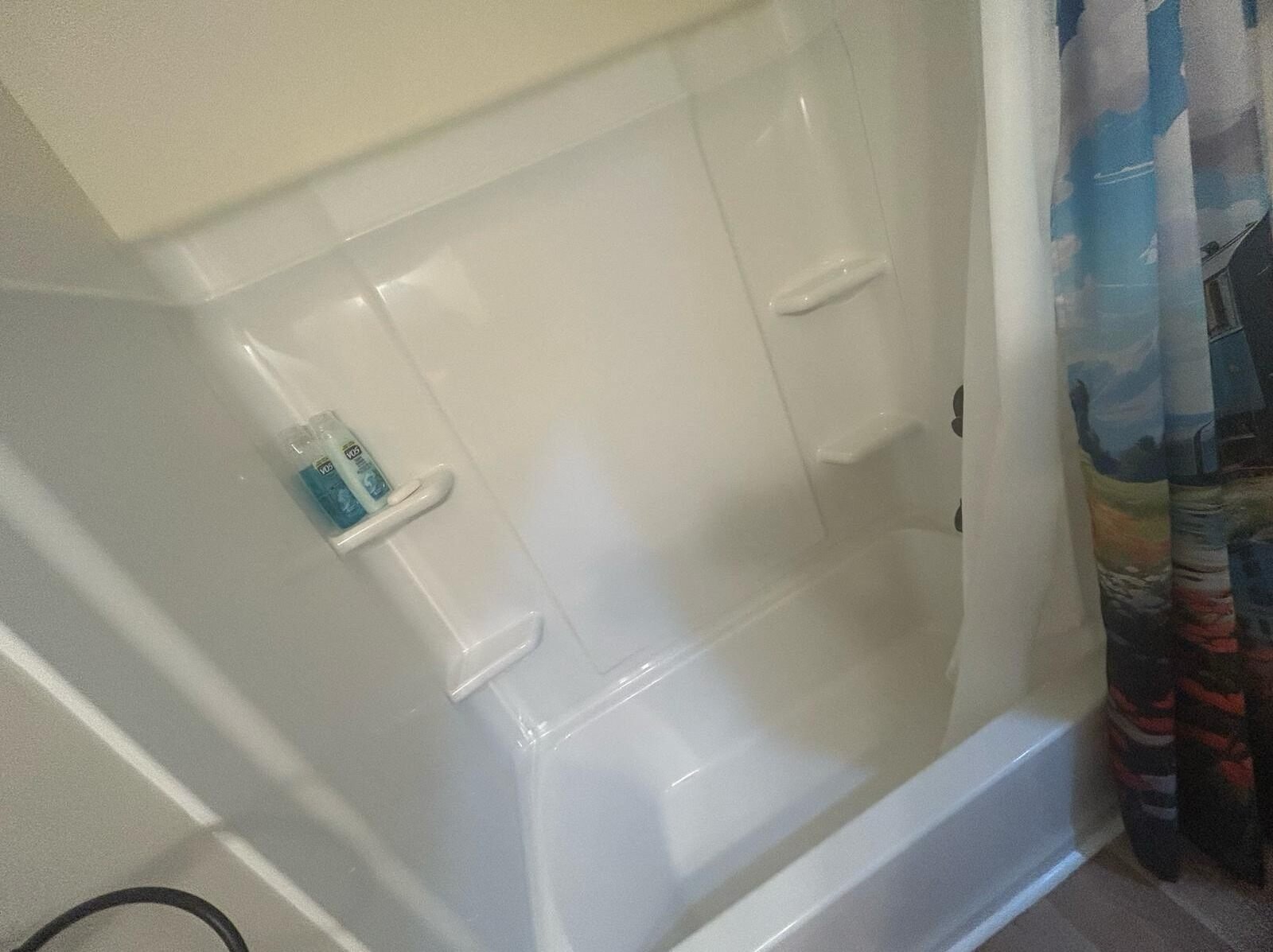 Amezquita Cleaning Llc