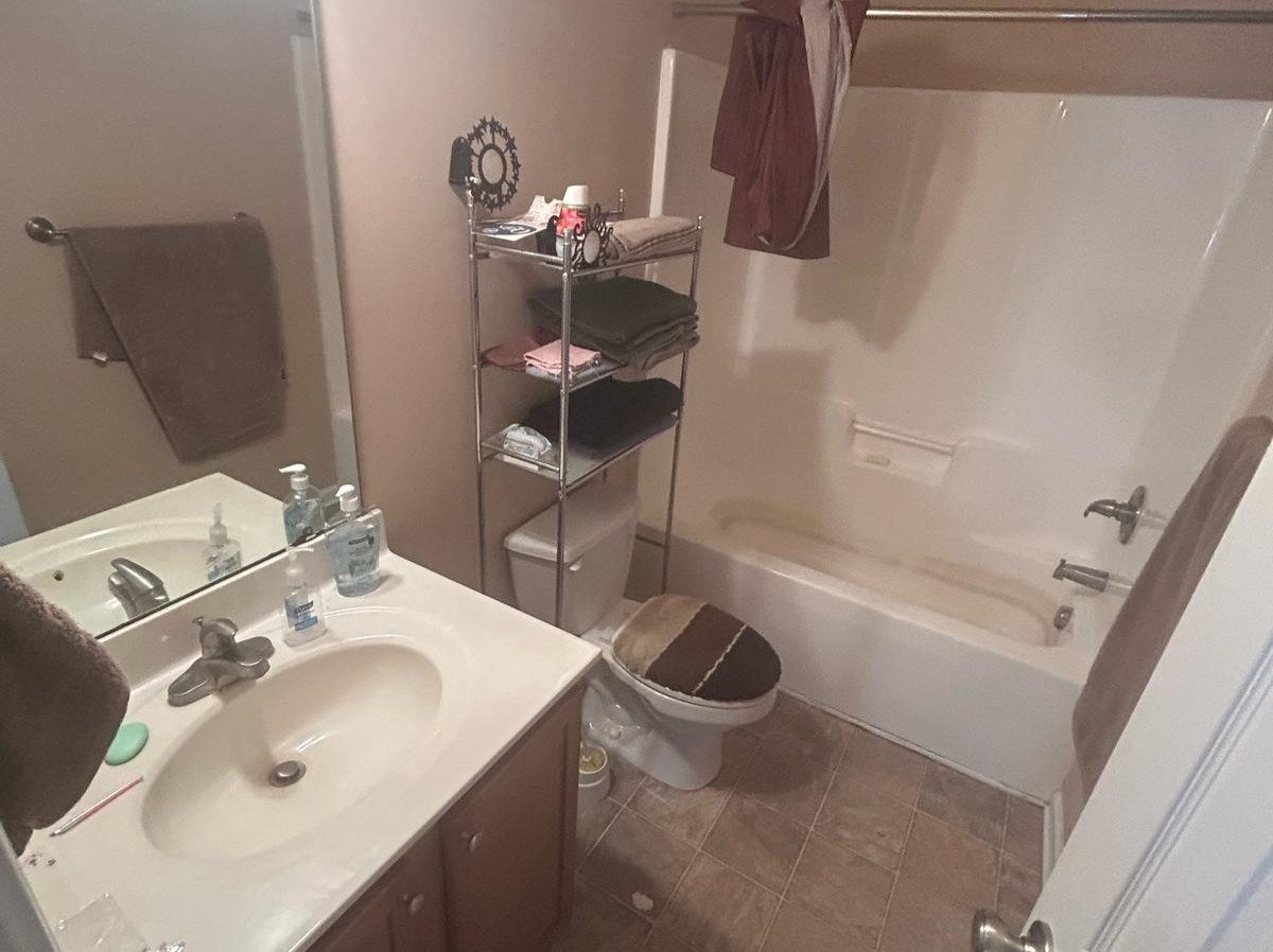 Amezquita Cleaning Llc