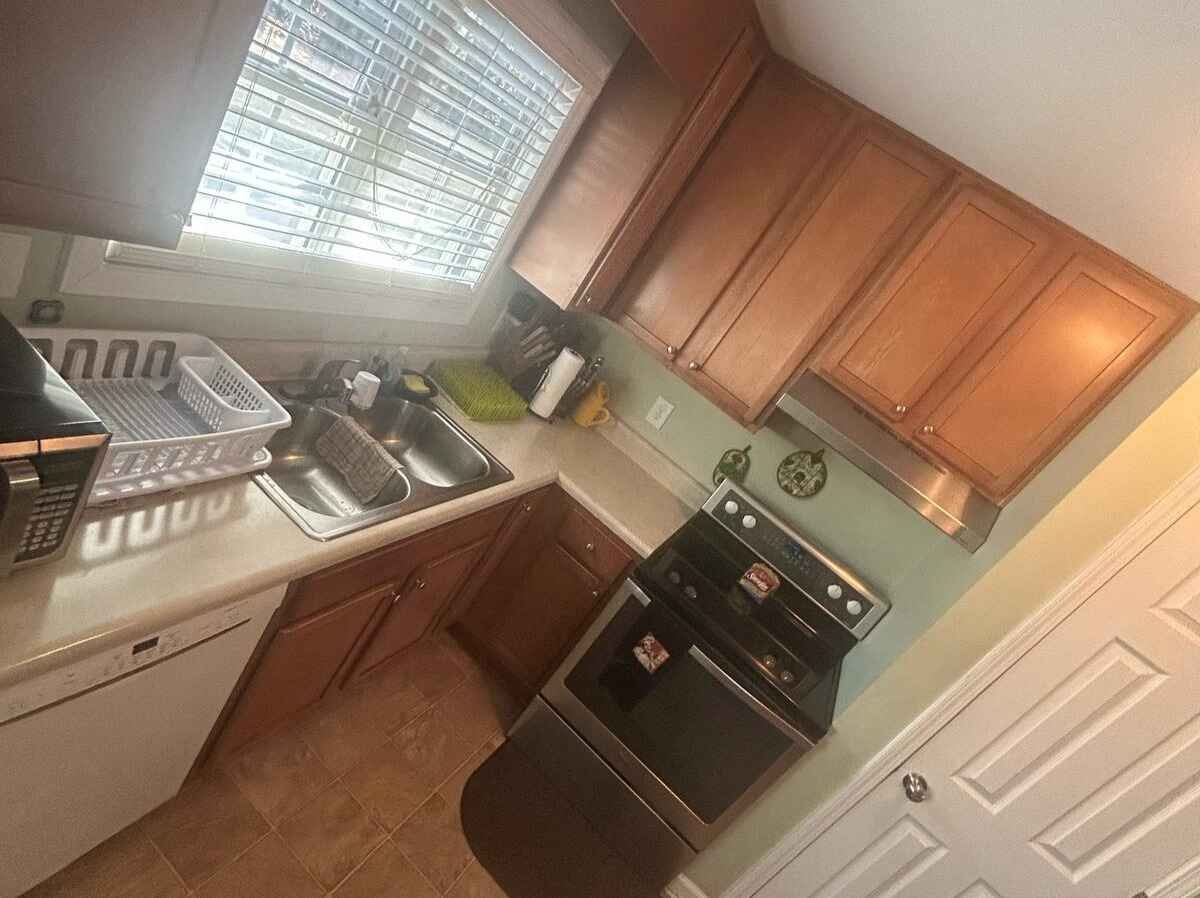 Amezquita Cleaning Llc