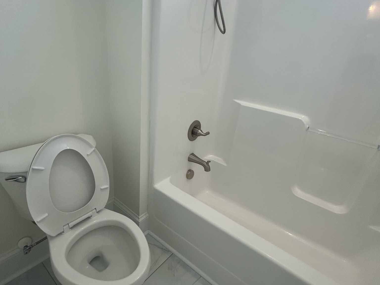 Amezquita Cleaning Llc