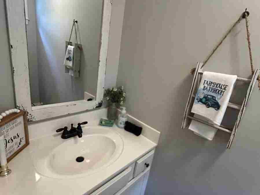 Amezquita Cleaning Llc