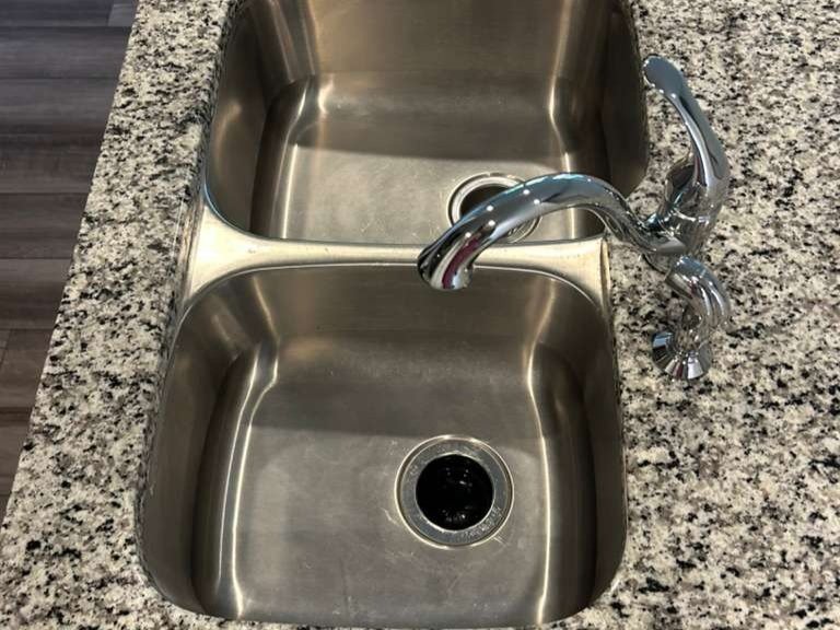 Amezquita Cleaning Llc