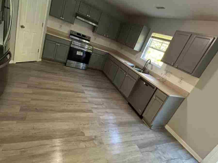 Amezquita Cleaning Llc