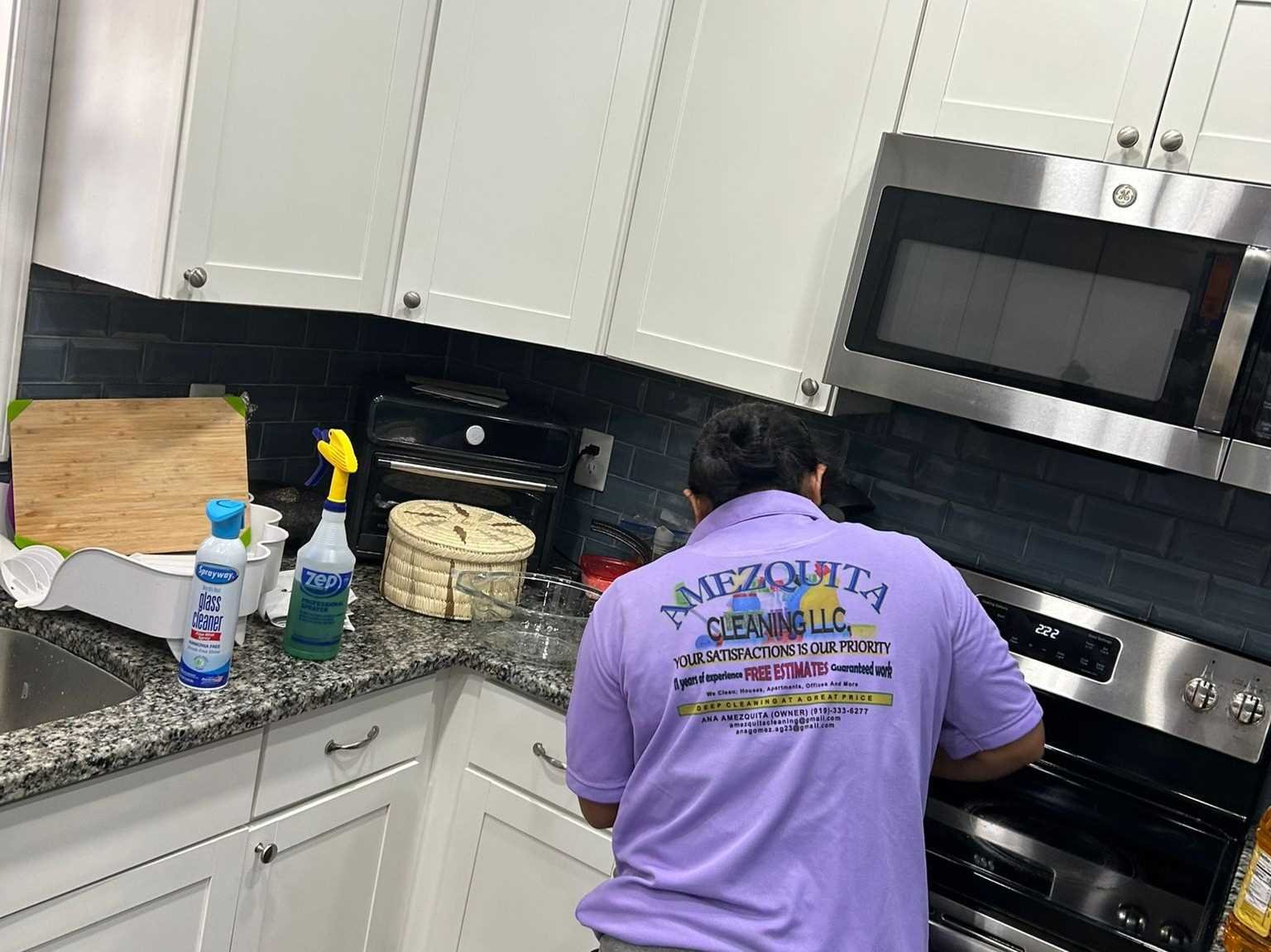 Amezquita Cleaning Llc
